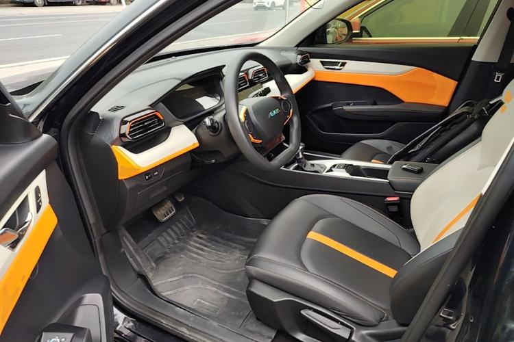 Used Dongfeng Aeolus Yixuan 2023 Mach Edition 1.5L Automatic Chasing Shadow Version Left Front Seat
