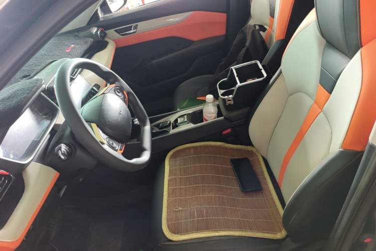Used Dongfeng Aeolus Yixuan 2023 Mach Edition 1.5L Automatic Chasing Shadow Version Left Front Seat