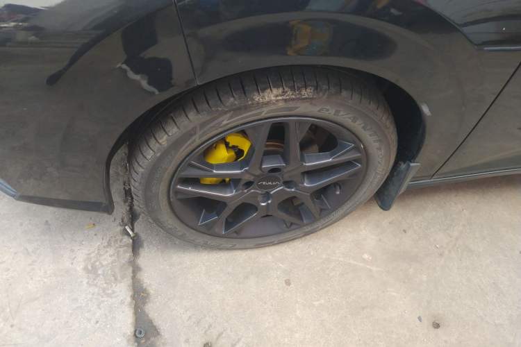 Used Dongfeng Aeolus Yixuan 2023 Mach Edition 1.5T Automatic Pursuit Rider Version Left Front Wheel Hub