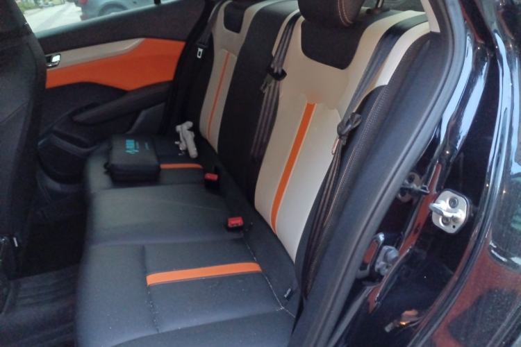 Used Dongfeng Aeolus Yixuan 2023 Mach Edition 1.5L Automatic Chasing Wind Version Left Rear Seat