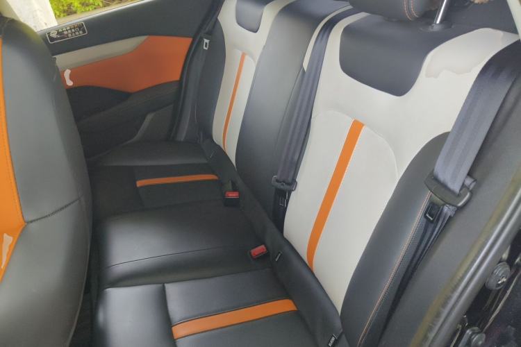 Used Dongfeng Aeolus Yixuan 2023 Mach Edition 1.5L Automatic Chasing Shadow Version Left Rear Seat