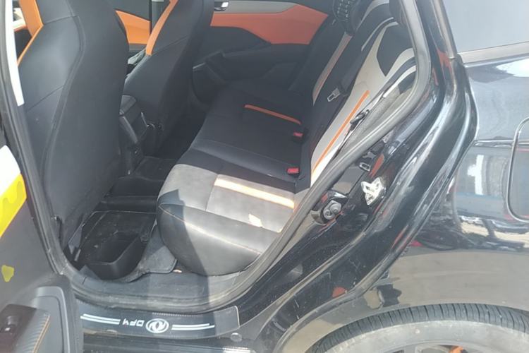 Used Dongfeng Aeolus Yixuan 2023 Mach Edition 1.5L Automatic Chasing Wind Version Left Rear Seat