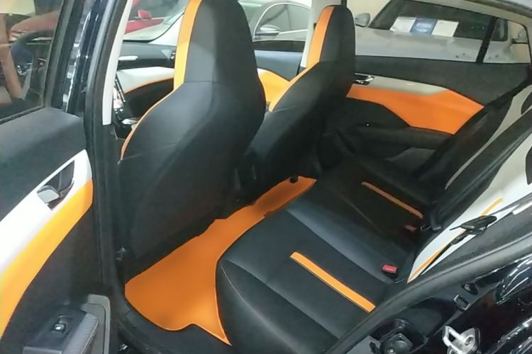 Used Dongfeng Aeolus Yixuan 2023 Mach Edition 1.5L Automatic Chasing Wind Version Left Rear Seat