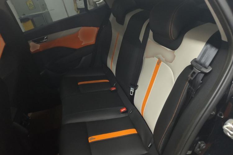 Used Dongfeng Aeolus Yixuan 2023 Mach Edition 1.5L Automatic Chasing Shadow Version Left Rear Seat