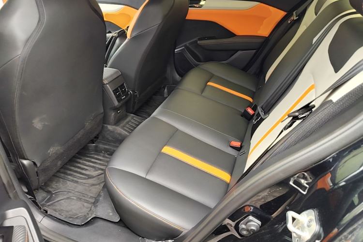 Used Dongfeng Aeolus Yixuan 2023 Mach Edition 1.5L Automatic Chasing Shadow Version Left Rear Seat