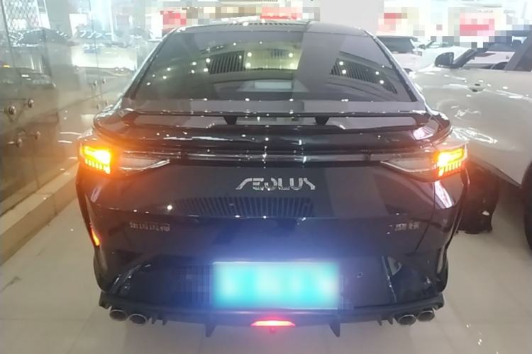 Used Dongfeng Aeolus Yixuan 2023 Mach Edition 1.5T Automatic Pursuit Rider Version Rear