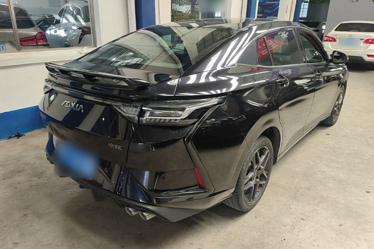 Used Dongfeng Aeolus Yixuan 2023 Mach Edition 1.5T Automatic Pursuit Rider Version Rear Right 45 Deg