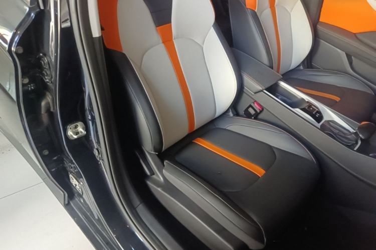 Used Dongfeng Aeolus Yixuan 2023 Mach Edition 1.5L Automatic Chasing Wind Version Right Front Seat