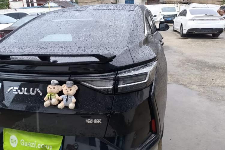 Used Dongfeng Aeolus Yixuan 2023 Mach Edition 1.5L Automatic Chasing Shadow Version Right Rear Taillight