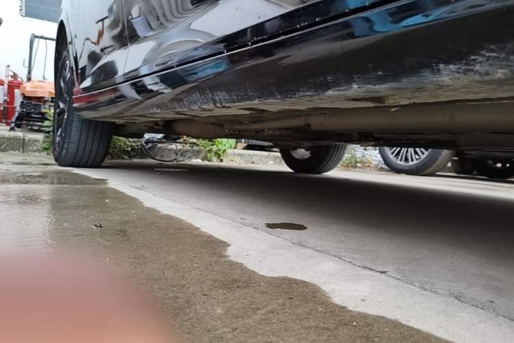 Used Dongfeng Aeolus Yixuan 2023 Mach Edition 1.5L Automatic Chasing Shadow Version Right Side Sill