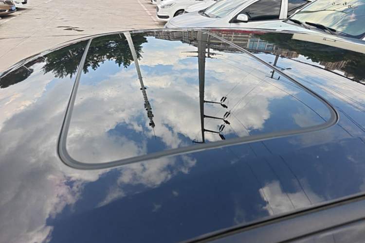 Used Dongfeng Aeolus Yixuan 2023 Mach Edition 1.5L Automatic Chasing Shadow Version Roof