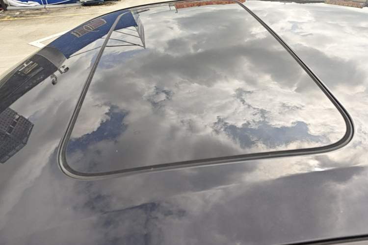 Used Dongfeng Aeolus Yixuan 2023 Mach Edition 1.5L Automatic Chasing Shadow Version Roof