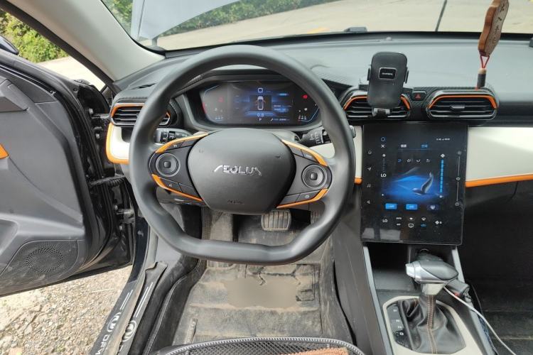 Used Dongfeng Aeolus Yixuan 2023 Mach Edition 1.5L Automatic Chasing Wind Version Steering Wheel