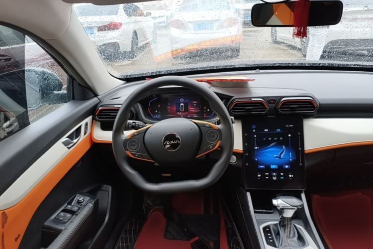 Used Dongfeng Aeolus Yixuan 2023 Mach Edition 1.5L Automatic Chasing Shadow Version Steering Wheel
