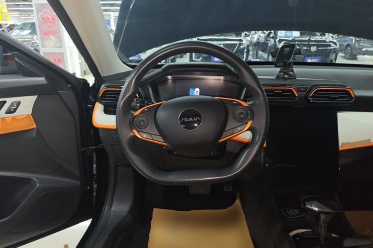 Used Dongfeng Aeolus Yixuan 2023 Mach Edition 1.5L Automatic Chasing Shadow Version Steering Wheel
