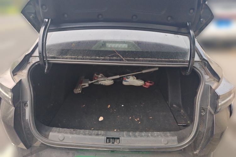 Used Dongfeng Aeolus Yixuan 2023 Mach Edition 1.5L Automatic Chasing Shadow Version Trunk