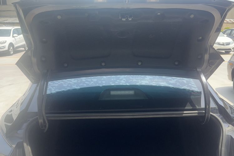 Used Dongfeng Aeolus Yixuan 2023 Mach Edition 1.5L Automatic Chasing Wind Version Trunk