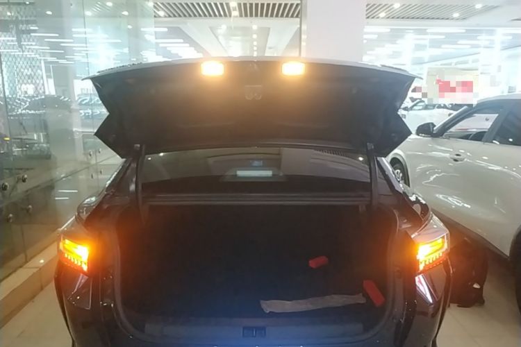 Used Dongfeng Aeolus Yixuan 2023 Mach Edition 1.5T Automatic Pursuit Rider Version Trunk