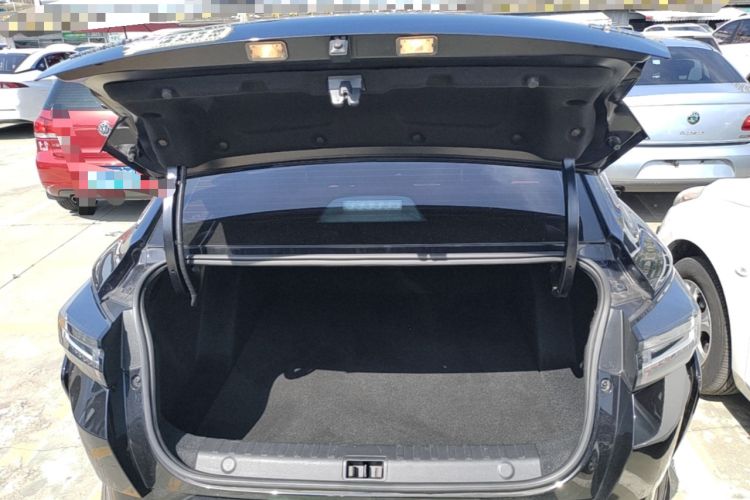 Used Dongfeng Aeolus Yixuan 2023 Mach Edition 1.5L Automatic Chasing Wind Version Trunk