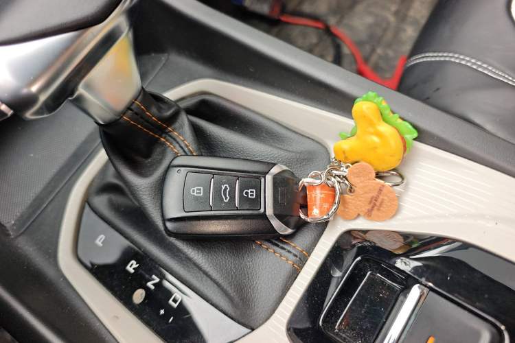 Used Dongfeng Aeolus Yixuan 2023 Mach Edition 1.5L Automatic Chasing Wind Version Vehicle Key