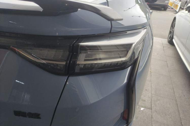 Used Dongfeng Aeolus Yixuan 2023 Mach Edition 1.5T Automatic Champion Version Exterior 3