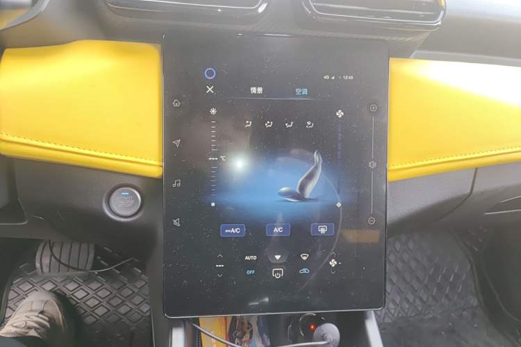 Used Dongfeng Aeolus Yixuan 2023 Mach Edition 1.5T Automatic Dream-Chasing Rider Version Audio And AC Panel