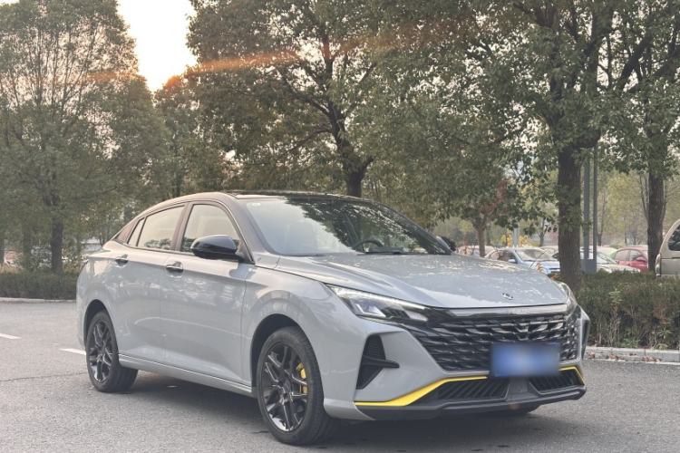 Used Dongfeng Aeolus Yixuan 2023 Mach Edition 1.5T Automatic Dream-Chasing Rider Version Exterior 2