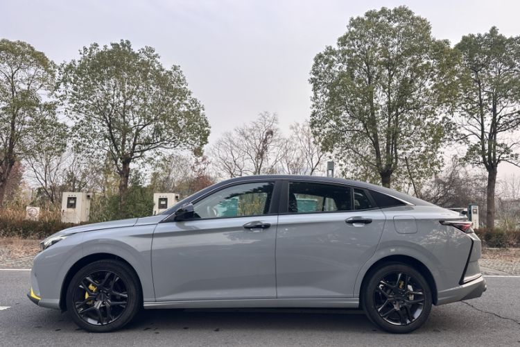 Used Dongfeng Aeolus Yixuan 2023 Mach Edition 1.5T Automatic Dream-Chasing Rider Version Exterior 3