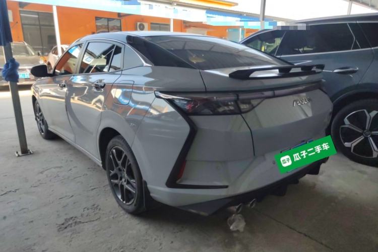 Used Dongfeng Aeolus Yixuan 2023 Mach Edition 1.5T Automatic Dream-Chasing Rider Version Exterior 3