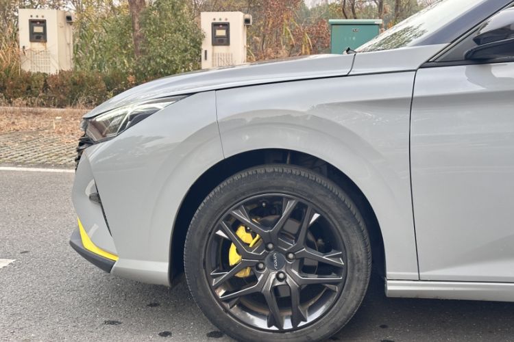 Used Dongfeng Aeolus Yixuan 2023 Mach Edition 1.5T Automatic Dream-Chasing Rider Version Exterior 6