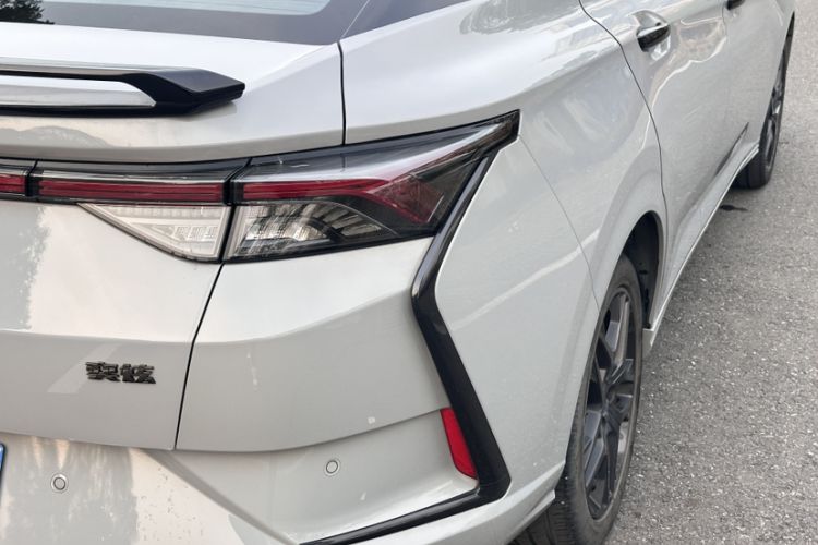 Used Dongfeng Aeolus Yixuan 2023 Mach Edition 1.5T Automatic Dream-Chasing Rider Version Exterior 7