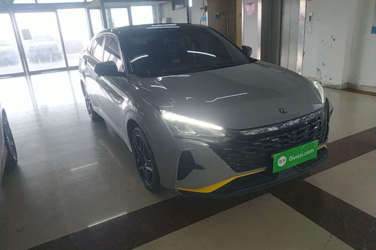 Used Dongfeng Aeolus Yixuan 2023 Mach Edition 1.5T Automatic Pursuit Rider Version Front Right 45 Deg