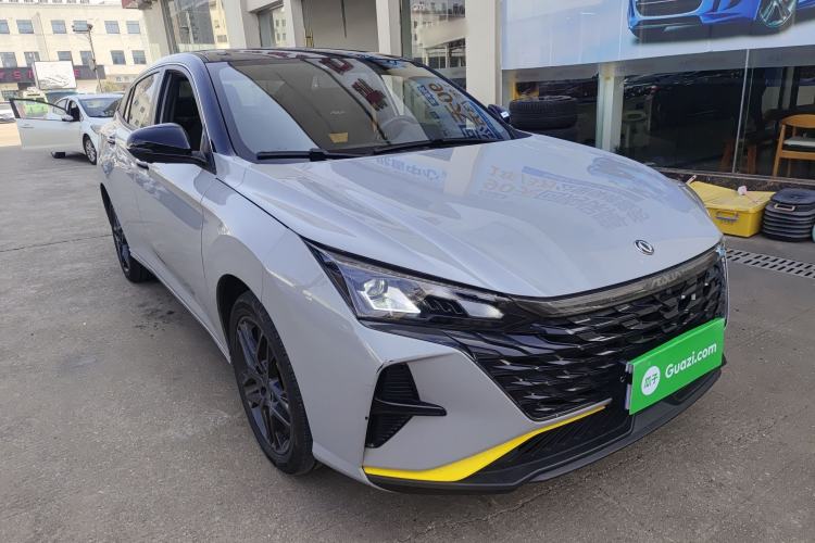 Used Dongfeng Aeolus Yixuan 2023 Mach Edition 1.5T Automatic Dream-Chasing Rider Version Front Right 45 Deg