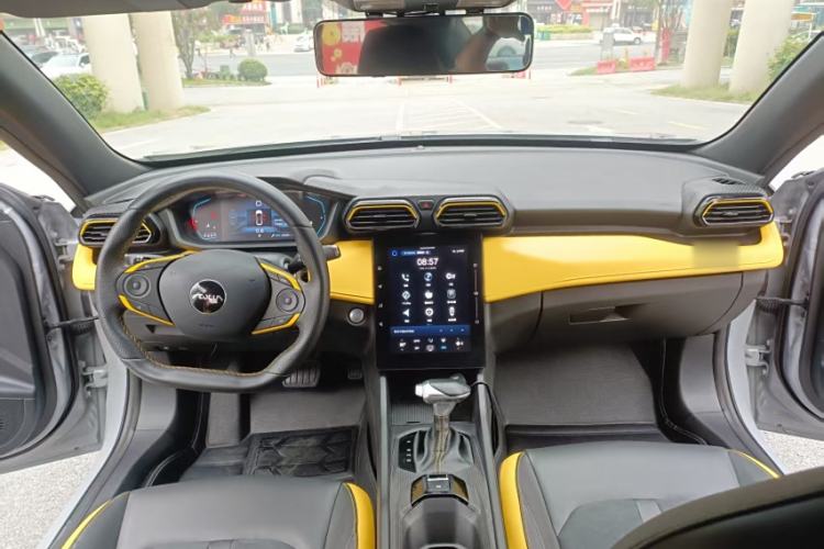 Used Dongfeng Aeolus Yixuan 2023 Mach Edition 1.5T Automatic Dream-Chasing Rider Version Interior 1