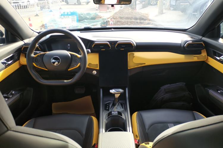 Used Dongfeng Aeolus Yixuan 2023 Mach Edition 1.5T Automatic Dream-Chasing Rider Version Interior 2