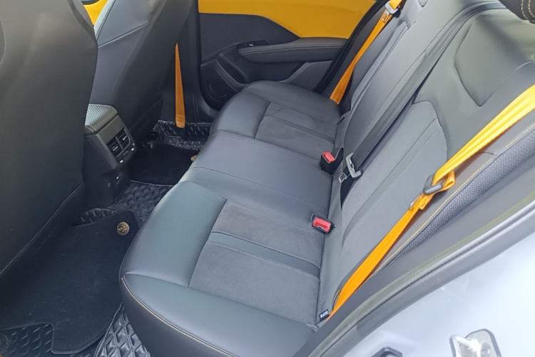 Used Dongfeng Aeolus Yixuan 2023 Mach Edition 1.5T Automatic Dream-Chasing Rider Version Left Rear Seat