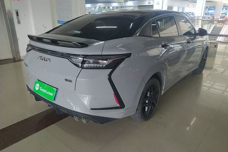 Used Dongfeng Aeolus Yixuan 2023 Mach Edition 1.5T Automatic Pursuit Rider Version Rear Right 45 Deg