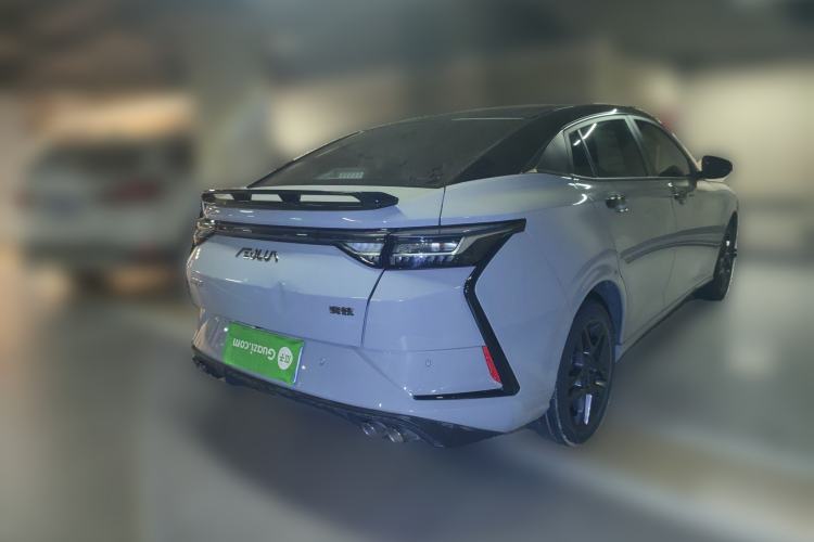 Used Dongfeng Aeolus Yixuan 2023 Mach Edition 1.5T Automatic Pursuit Rider Version Rear Right 45 Deg