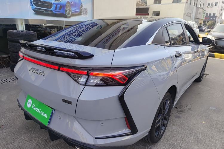Used Dongfeng Aeolus Yixuan 2023 Mach Edition 1.5T Automatic Dream-Chasing Rider Version Rear Right 45 Deg