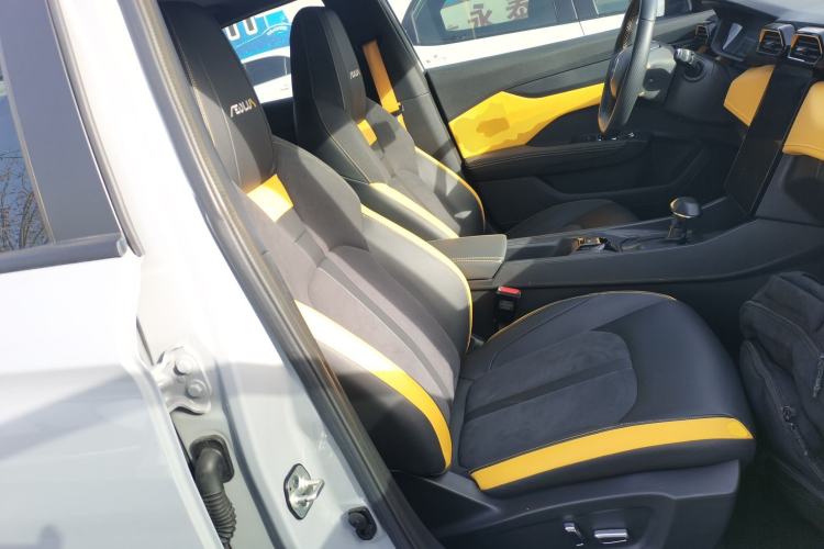 Used Dongfeng Aeolus Yixuan 2023 Mach Edition 1.5T Automatic Dream-Chasing Rider Version Right Front Seat