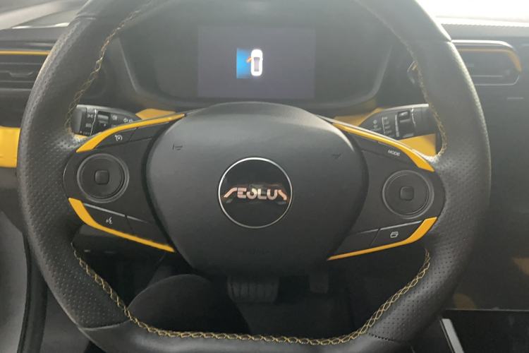 Used Dongfeng Aeolus Yixuan 2023 Mach Edition 1.5T Automatic Dream-Chasing Rider Version Steering Wheel