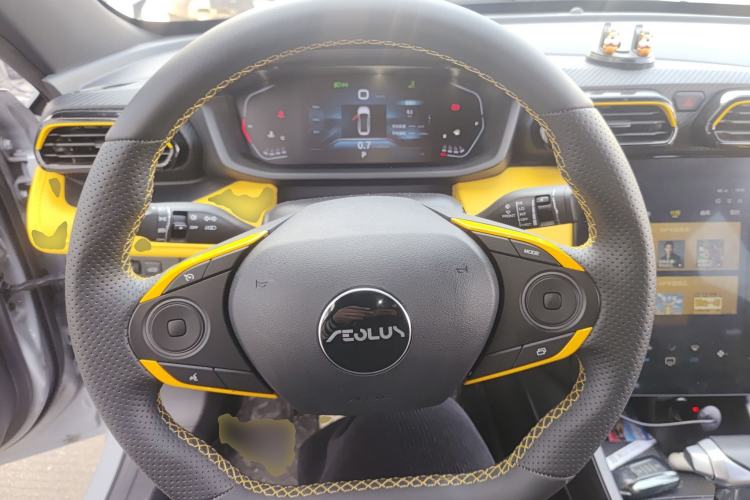 Used Dongfeng Aeolus Yixuan 2023 Mach Edition 1.5T Automatic Dream-Chasing Rider Version Steering Wheel