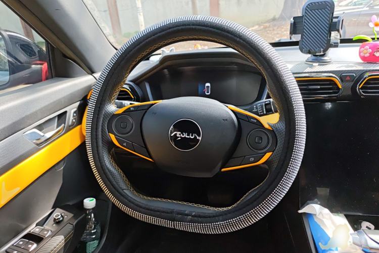 Used Dongfeng Aeolus Yixuan 2023 Mach Edition 1.5T Automatic Pursuit Rider Version Steering Wheel