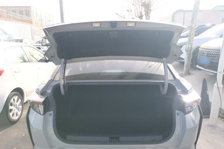 Used Dongfeng Aeolus Yixuan 2023 Mach Edition 1.5T Automatic Dream-Chasing Rider Version Trunk