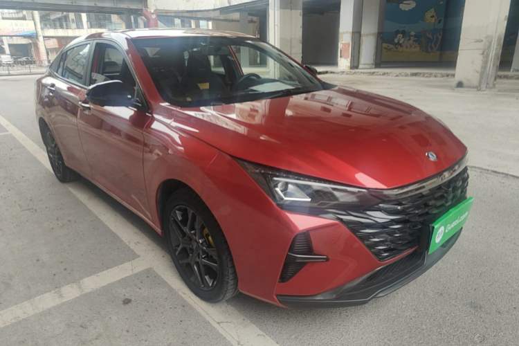 Used Dongfeng Aeolus Yixuan 2023 Mach Edition 1.5T Automatic Dream-Chasing Rider Version Front Right 45 Deg