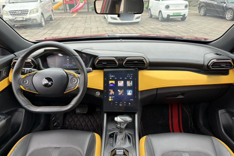 Used Dongfeng Aeolus Yixuan 2023 Mach Edition 1.5T Automatic Dream-Chasing Rider Version Interior 2
