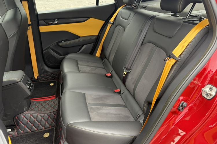 Used Dongfeng Aeolus Yixuan 2023 Mach Edition 1.5T Automatic Dream-Chasing Rider Version Interior 3
