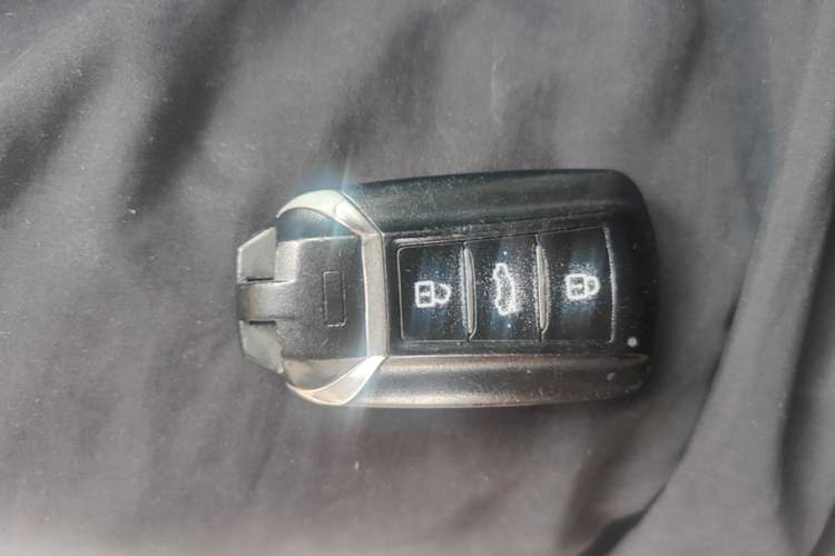 Used Dongfeng Aeolus Yixuan 2023 Mach Edition 1.5T Automatic Dream-Chasing Rider Version Vehicle Key