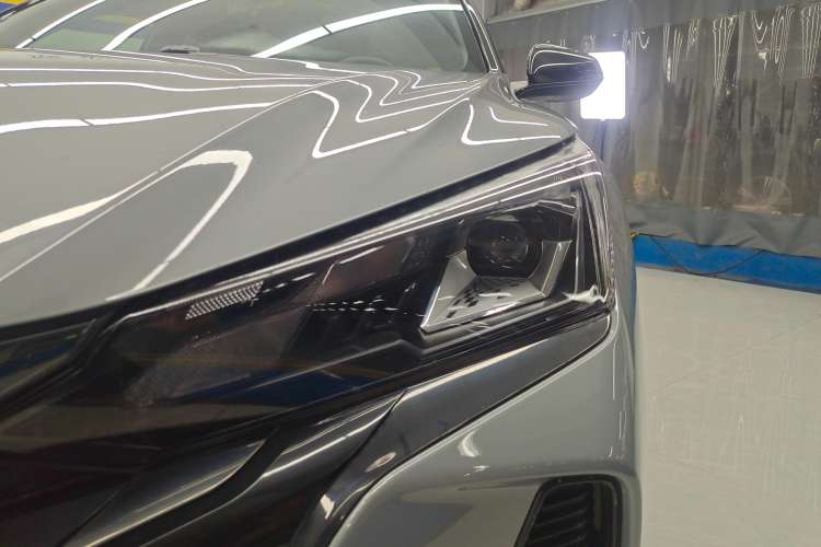 Used Dongfeng Aeolus Yixuan 2023 Mach Edition 1.5T Automatic Dream-Chasing Rider Version Left Front Headlight