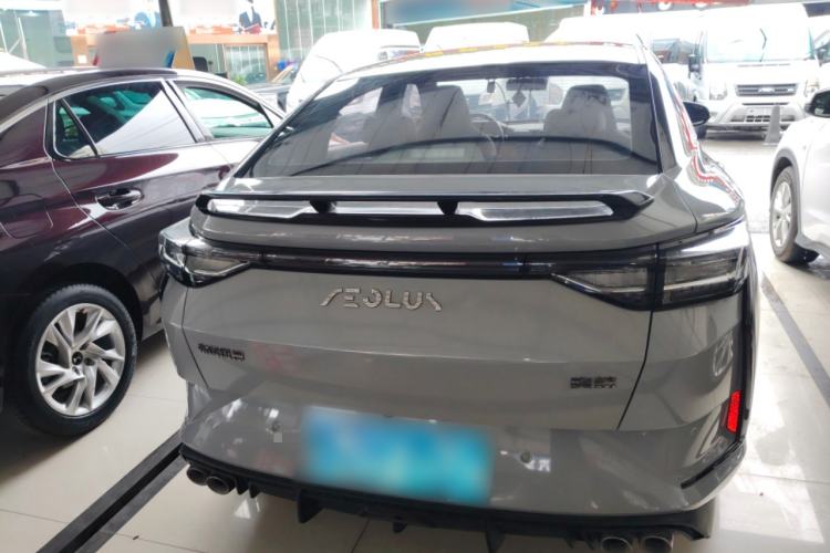 Used Dongfeng Aeolus Yixuan 2023 Mach Edition 1.5T Automatic Pursuit Rider Version Rear